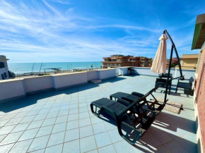 La Terrazza sul Mare - Apt 15 min to Fiumicino